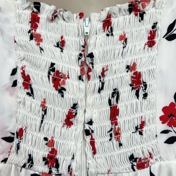 Row A red and white floral fit and flare sundress size large EUC smocked back - Picture 7 of 12